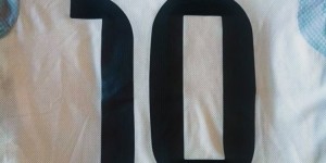 致敬传奇！居勒尔社媒晒莫德里奇10号球衣